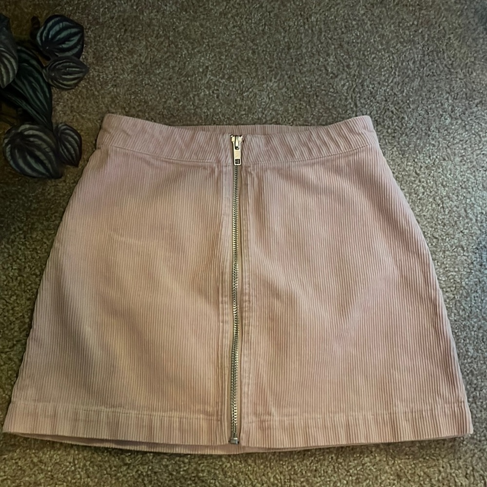 baby pink mini skirt! 7/8 M